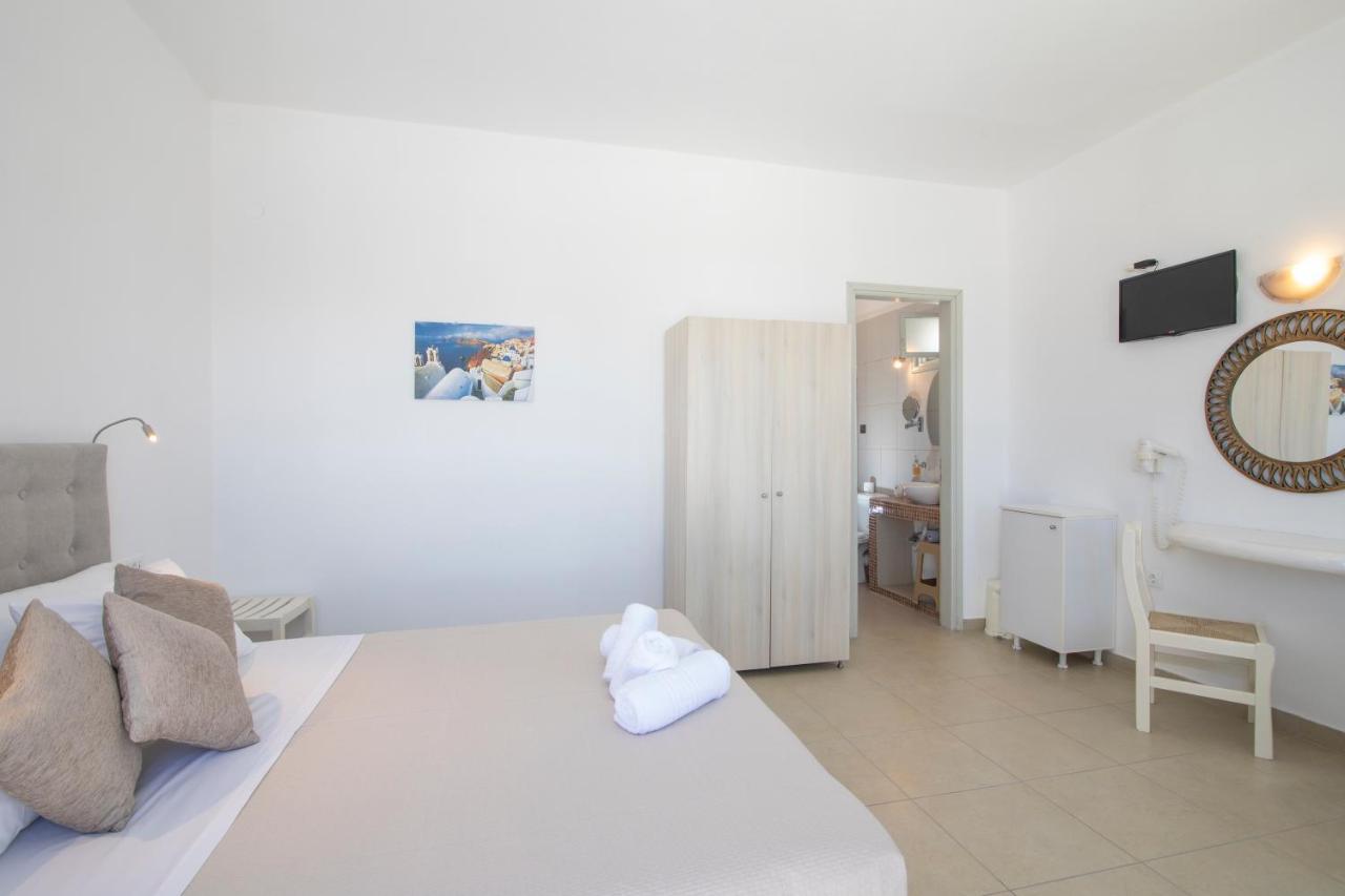 Thira'S Dolphin Aparthotel Akrotiri  Exterior photo
