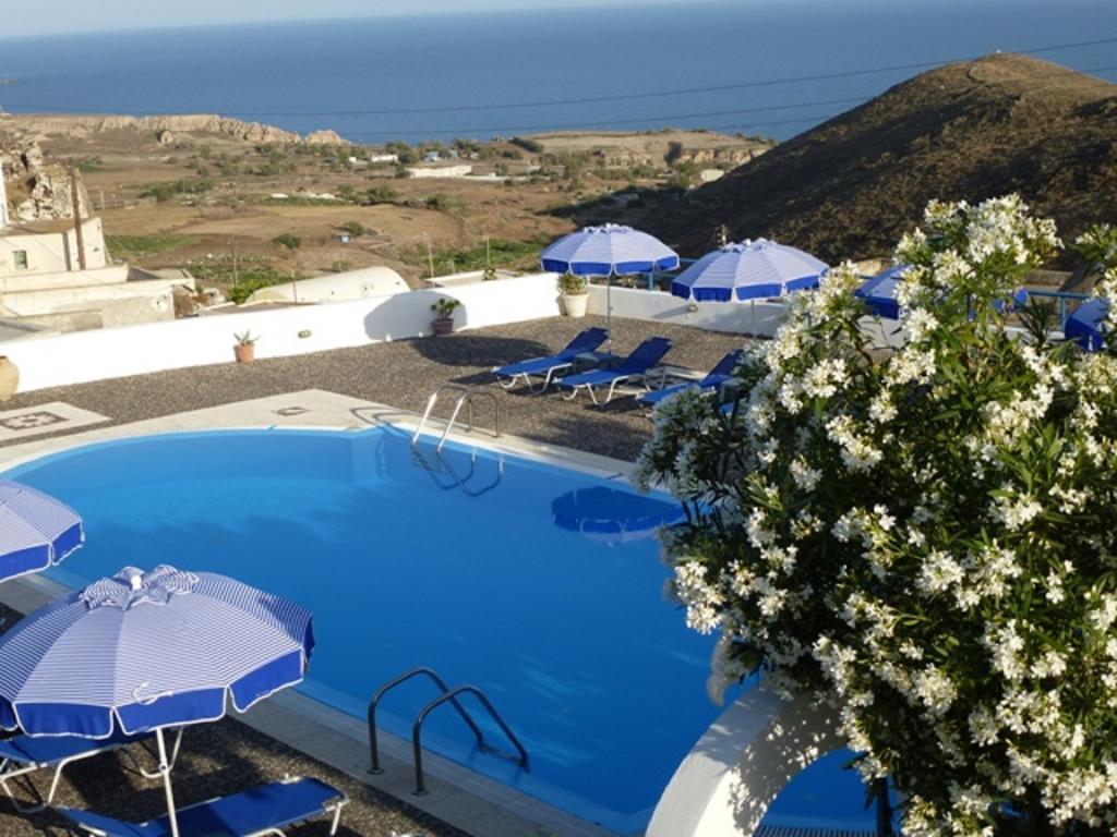 Thira'S Dolphin Aparthotel Akrotiri  Exterior photo