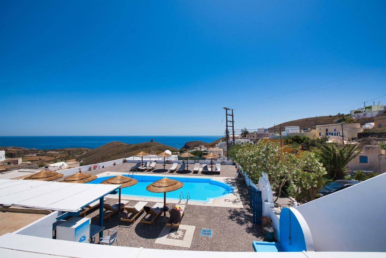 Thira'S Dolphin Aparthotel Akrotiri  Exterior photo